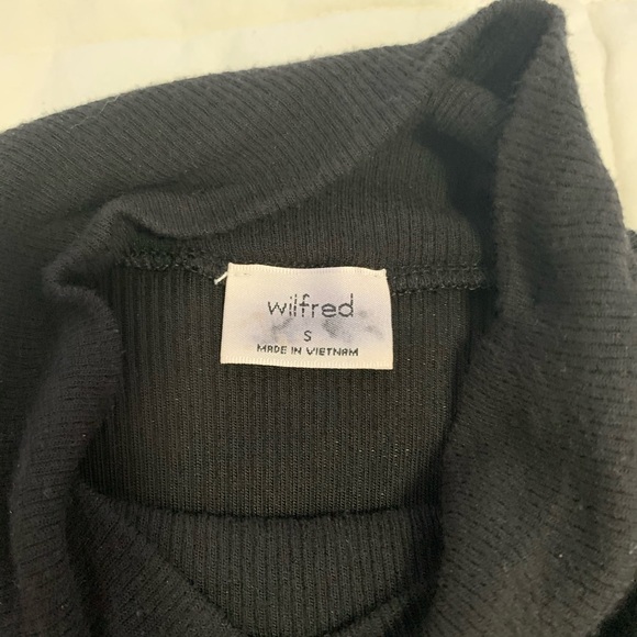 Wilfred Only Turtleneck - Picture 4 of 5